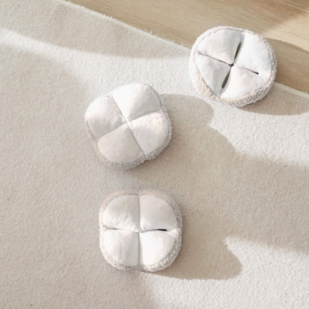 Monti Enrichment Dog Toy in Oat