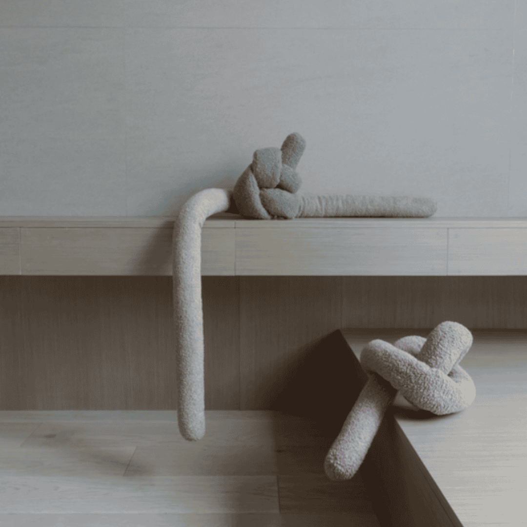 O Nou Oversized Enrichment Plush Dog Toy