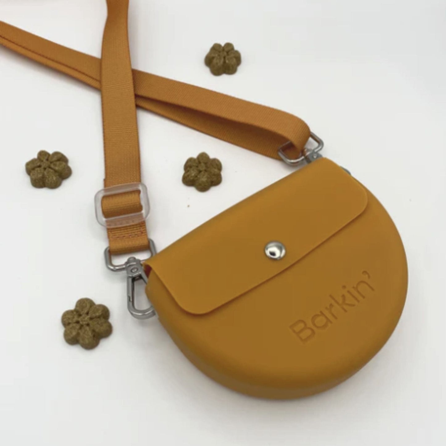 The Barkin' Treat Pouch in Honeycomb