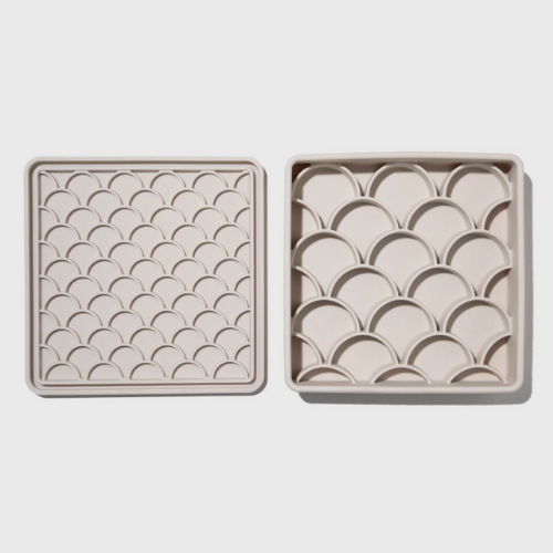 3-in-1 Fish Scale Slow Feeder Bowl | Sand