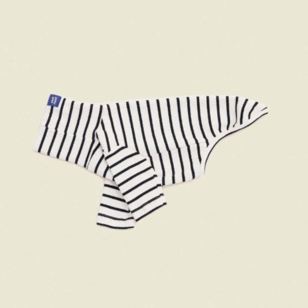 Café in Paris Black Striped Sweatshirt in White